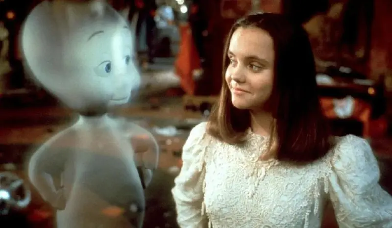 🕸️ Halloween Classics 👻
It’s spooky season, so let’s go back to the 90s and early 2000s for some Halloween classics! Делюсь с вами далеко не новинками, но фильмами из детства, понастальгировать и посм... | Сетка — социальная сеть от hh.ru