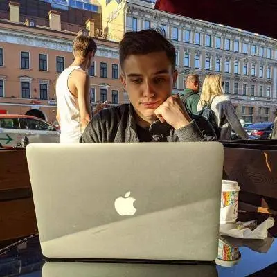 Николай Медведев