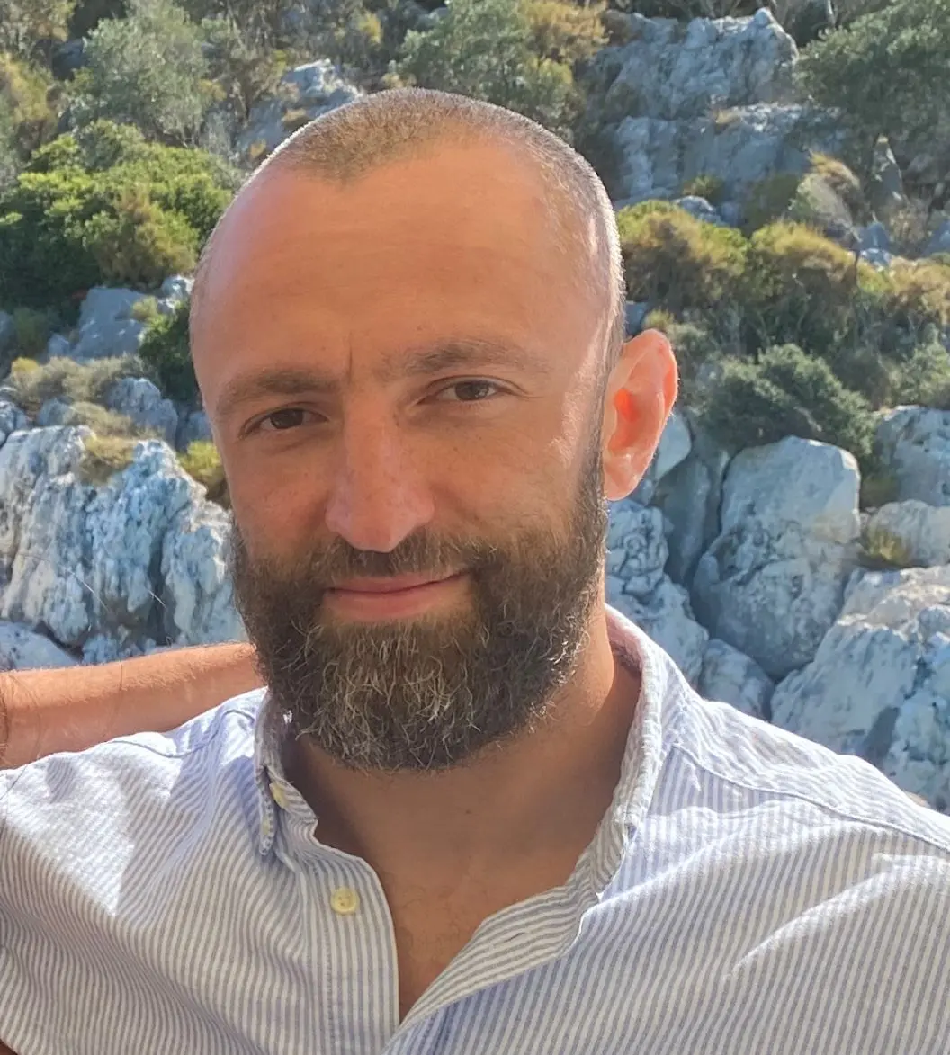 Павел Иванов