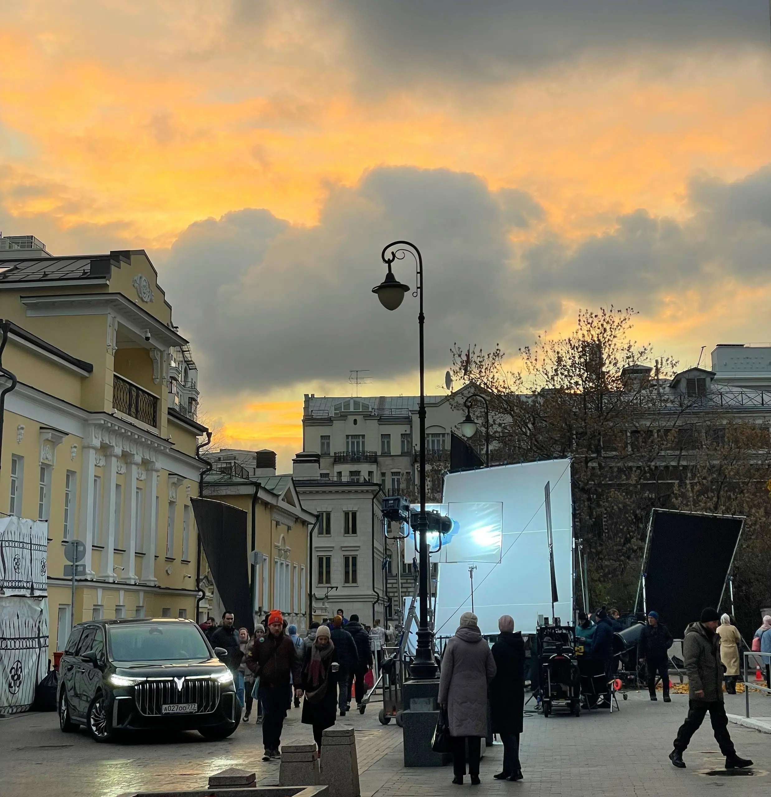 Дети на улицах залипают на тракторы и бетономешалки, а я на киносъемки | Сетка — социальная сеть от hh.ru