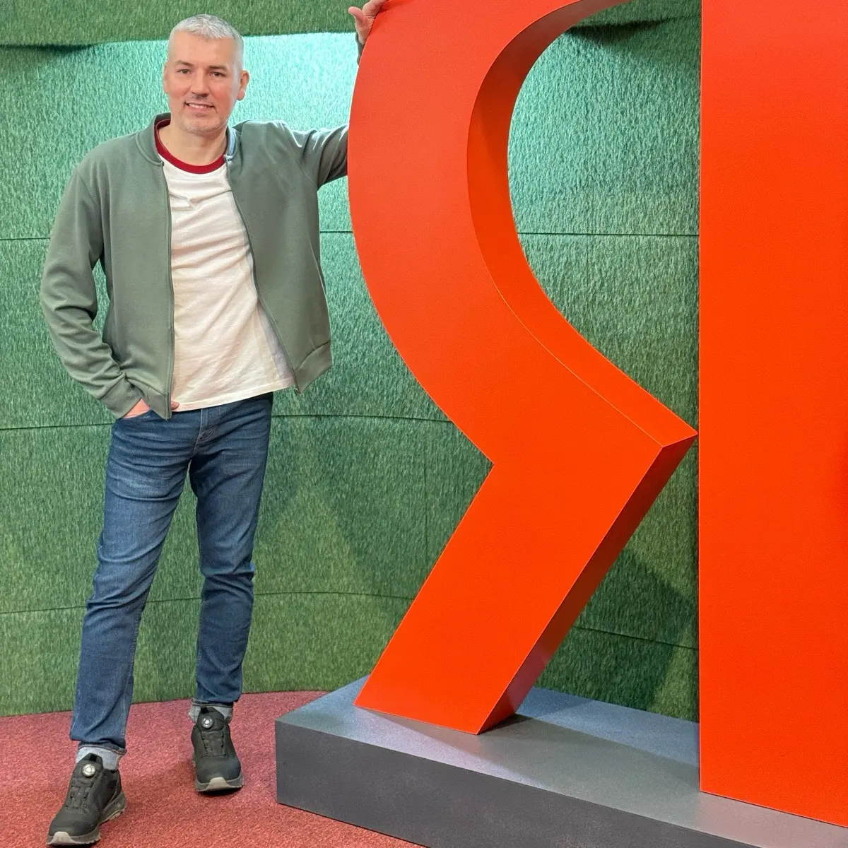 Network member avatar