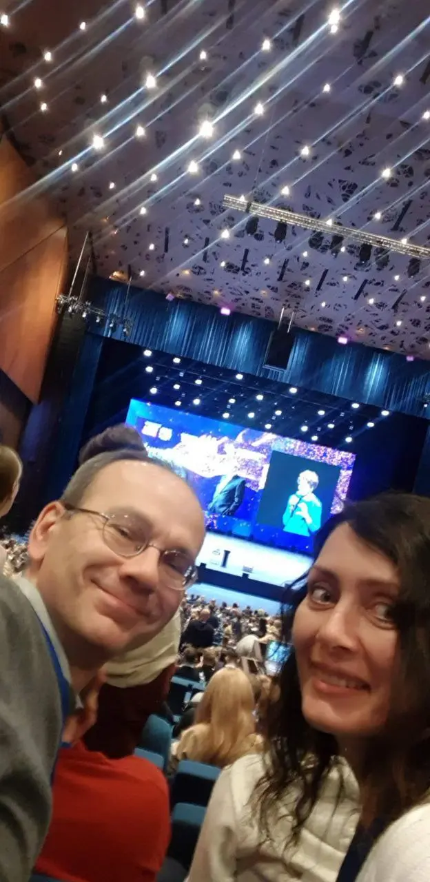 Привет мои hr-попутчики! ✌️
Скучали?) Давно не выходила в эфир. Не было вдохновения. Не было того самого, после которого хочется немедленно делиться мыслями | Сетка — социальная сеть от hh.ru