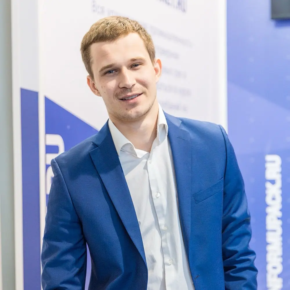 Nikolay Nosatov | Сетка — социальная сеть от hh.ru