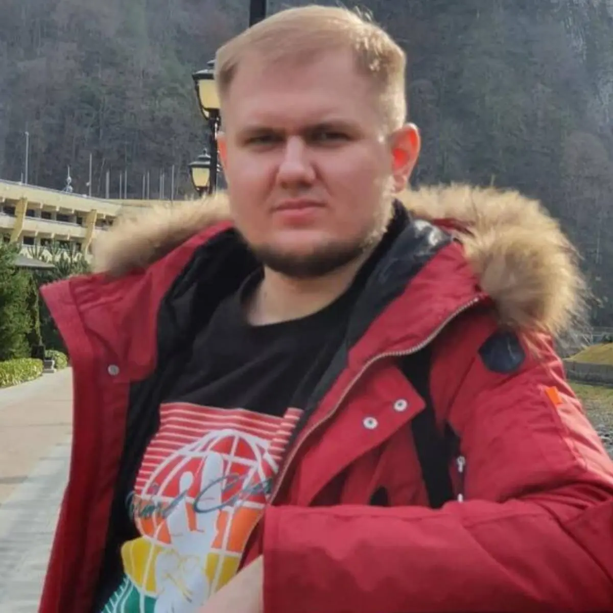 Денис Шеварихин