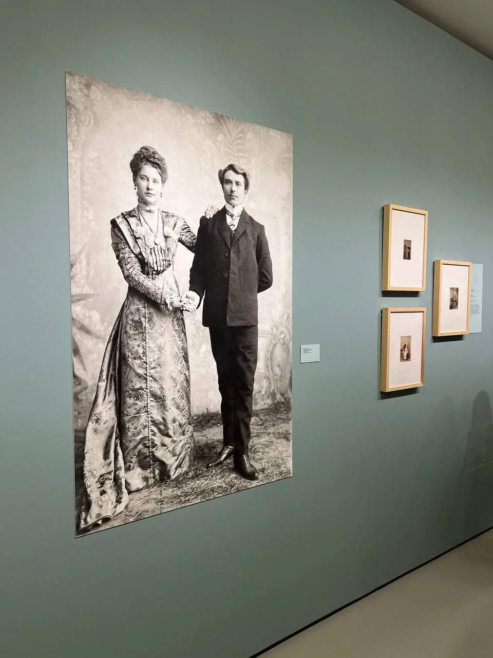 #афиша #вторник #4ноября
Мероприятия 4 ноября:
⏺️Бесплатное цирковое представление
📍фудмолл Депо «Три вокзала», Новорязанская ул., 23, стр. 5, м | Сетка — социальная сеть от hh.ru