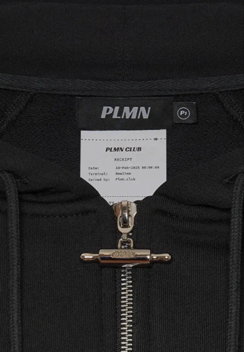 Бренд PLMN делает мерч, посвященный пельменям! В коллекции есть одежда и разные аксессуары.
А можно такое, но с голубцами? 🐘 | Сетка — социальная сеть от hh.ru