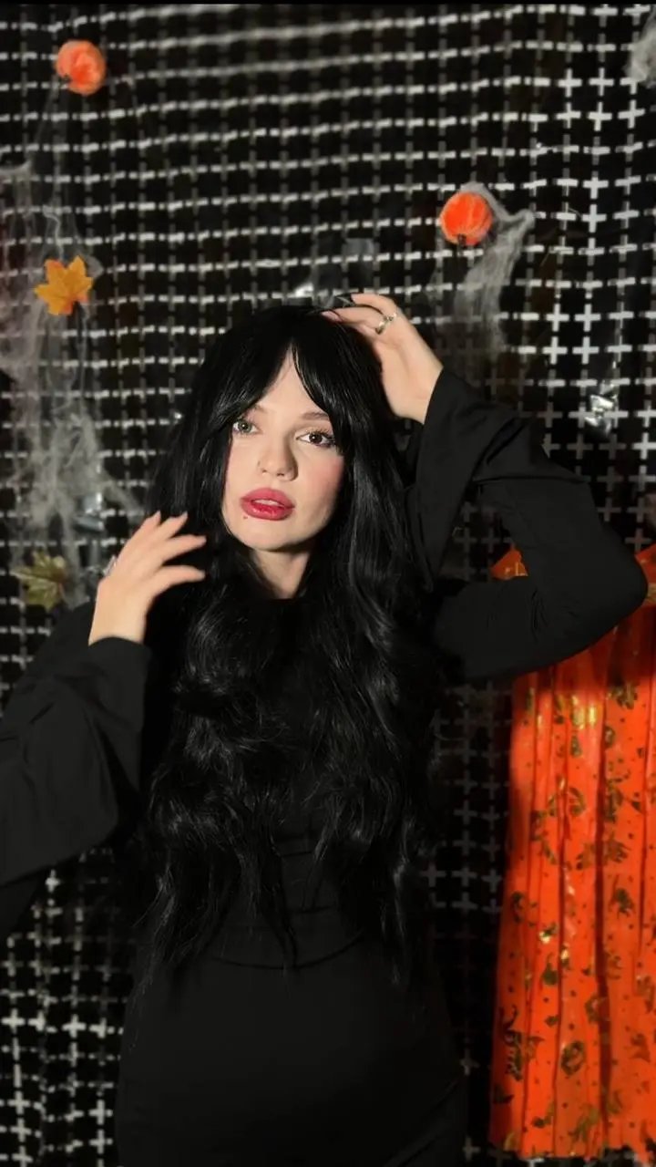 В общем в этом году , мы Хеллуин праздновали с друзьями основательно 👻
Мне очень нравятся такие душевные уеденения, я своих друзей чувствую своей выбранной семьей | Сетка — социальная сеть от hh.ru