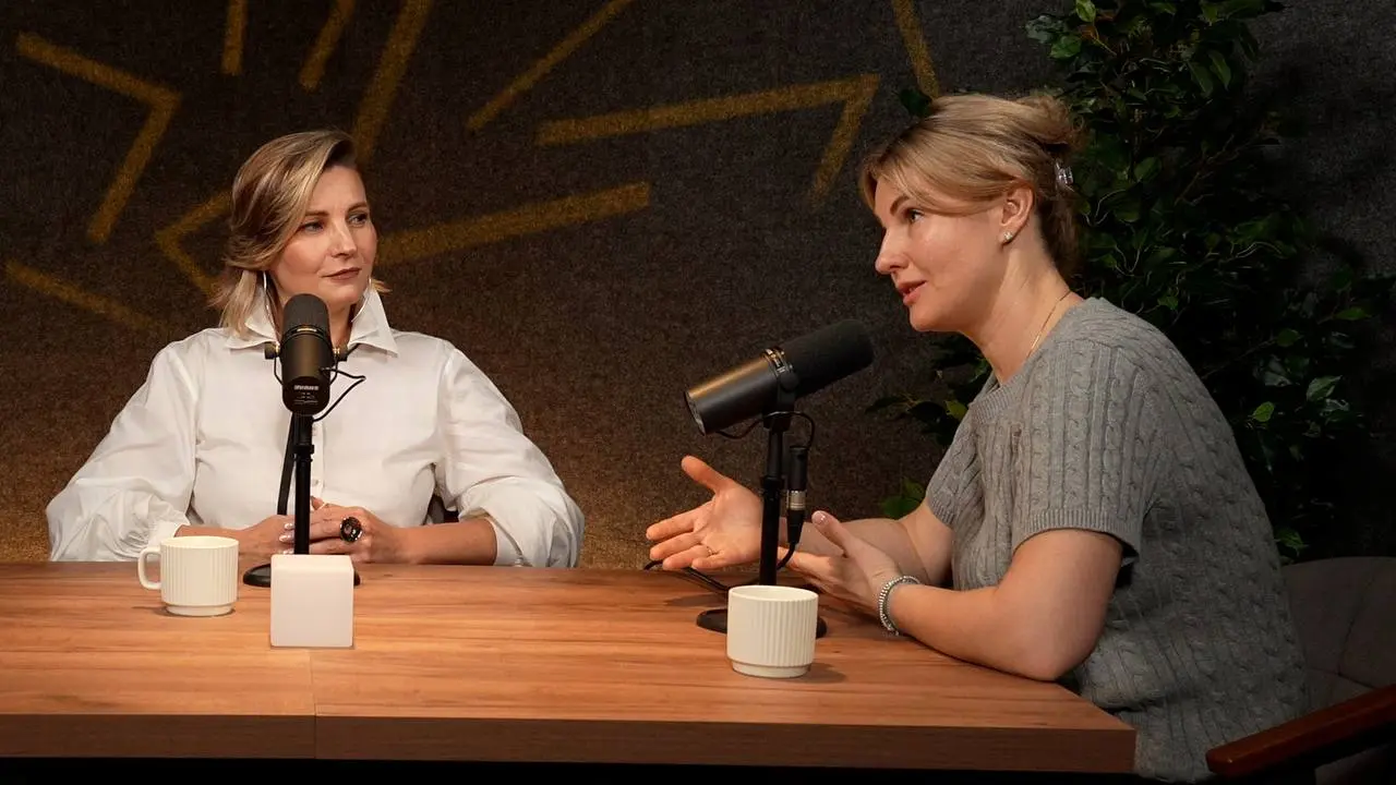 🎙 Как эксперту вести подкаст, чтобы он реально продвигал бренд
Сегодня подкаст - это не просто микрофон и разговор.
Это маркетинговый инструмент, который может работать каждый день | Сетка — социальная сеть от hh.ru