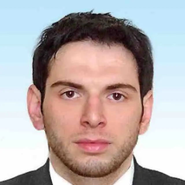 Игорь Яценко