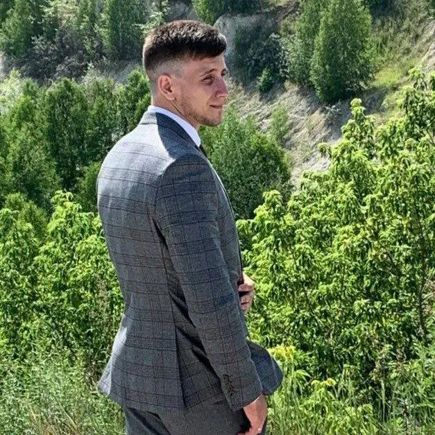 Artem Popov | Сетка — социальная сеть от hh.ru