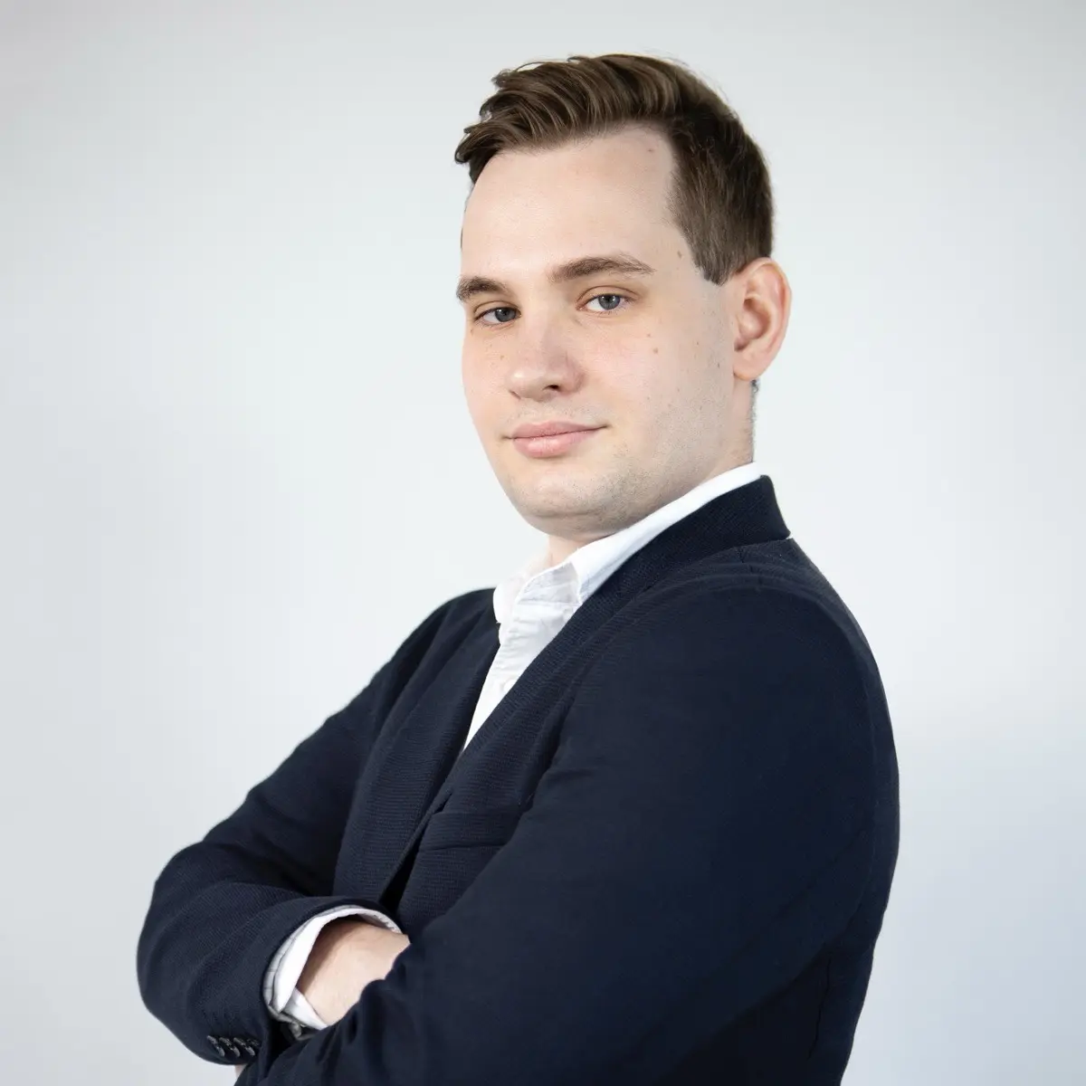 Александр Новоселов