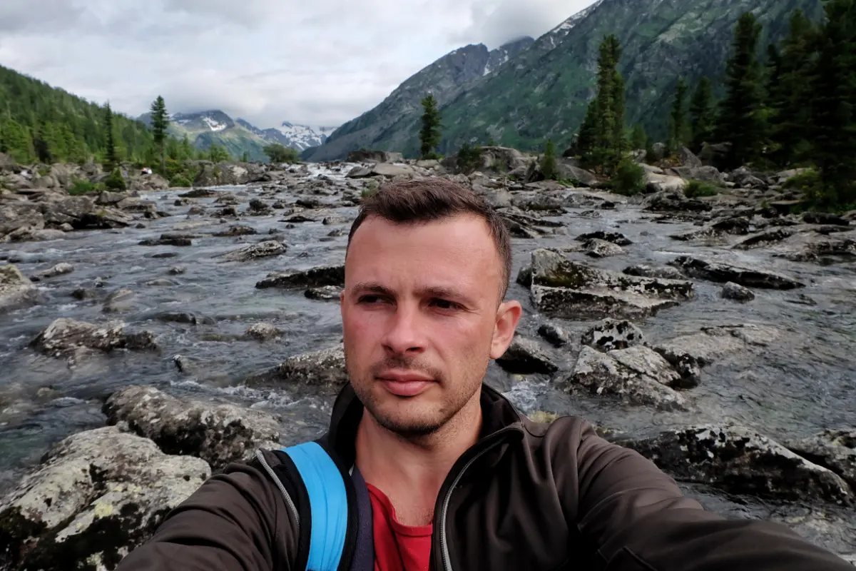 Полгода без зарплаты: жизнь налаживается
Не знаю, как это работает. Но как только я отпустил цель заработать 100 тысяч в месяц и разрешил себе любую сумму больше 40 тысяч — сразу попёрло | Сетка — социальная сеть от hh.ru