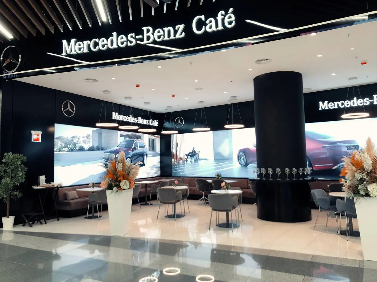 🍽 Mercedes-Benz Café | Аэропорт Шереметьево ищет официантов
📌 Обязанности:
— Обслуживание гостей по стандартам сервиса
— Консультирование по меню
— Поддержание порядка в зале
🔎 Требования:
— Грамотная... | Сетка — социальная сеть от hh.ru