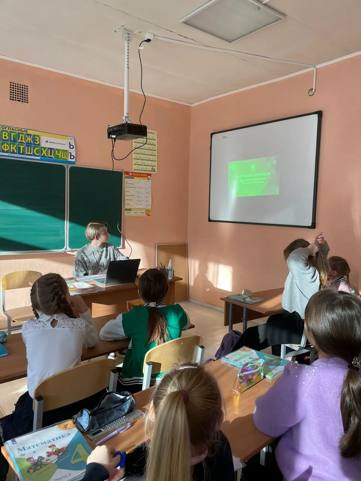 Учусь сама - помогу другим не потеряться в учёбе 🤝 | Сетка — социальная сеть от hh.ru