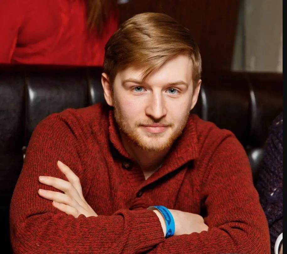 Артём Суменко | Сетка — социальная сеть от hh.ru