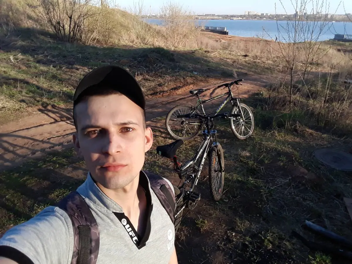 Андрей Романов