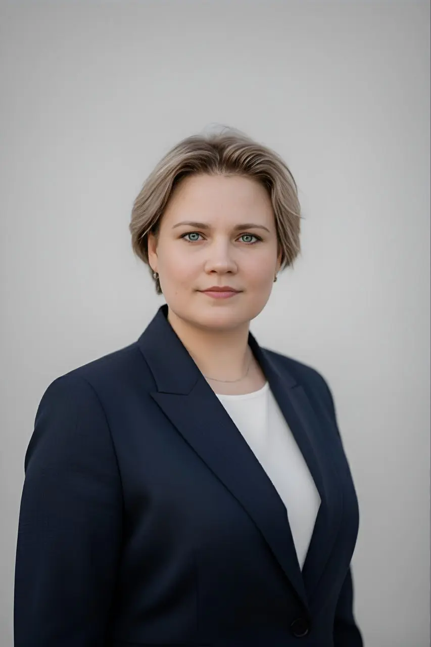 💎Коллеги!
Хочу поделиться настоящей находкой, которая может решить стратегические задачи вашей компании. В моем банке лучших ТОП руководителей появился уникальный руководитель | Сетка — социальная сеть от hh.ru