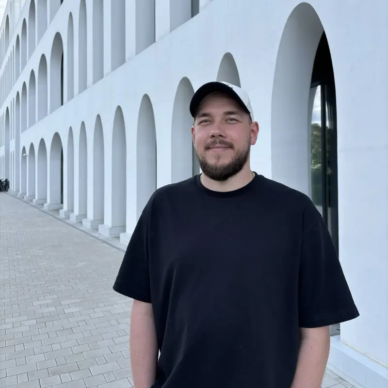 Антон Лопатин