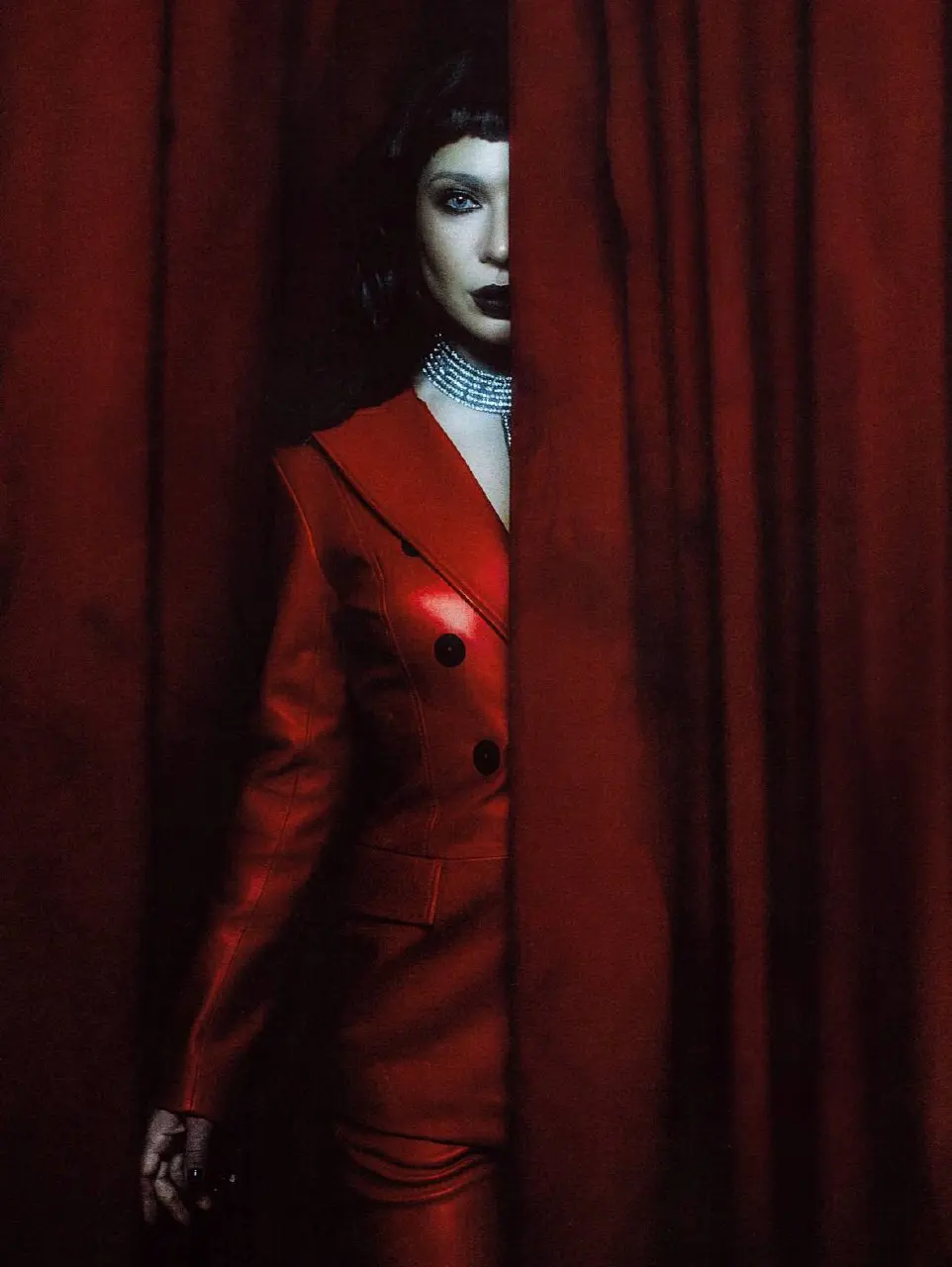 🚻 Шикарная Ёлка в объективе Саши Сахарной.
⭐️ WIRE. • #ФОТОКАРТОЧКА
В этом посте были ссылки, но мы их удалили по правилам Сетки | Сетка — социальная сеть от hh.ru