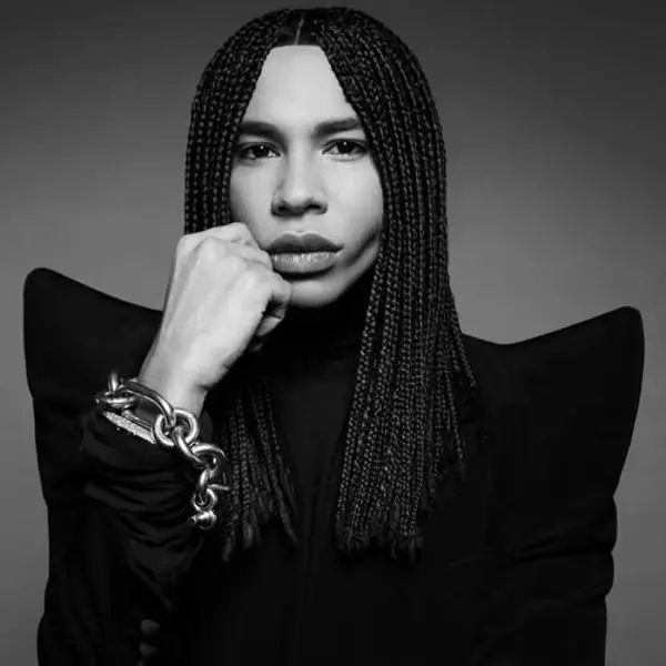 Оливье Рустенг покинул пост креативного директора Balmain после 14 лет работы, пишет Vogue Business.
#кадровыеперестановки@theblueprintcareer | Сетка — социальная сеть от hh.ru