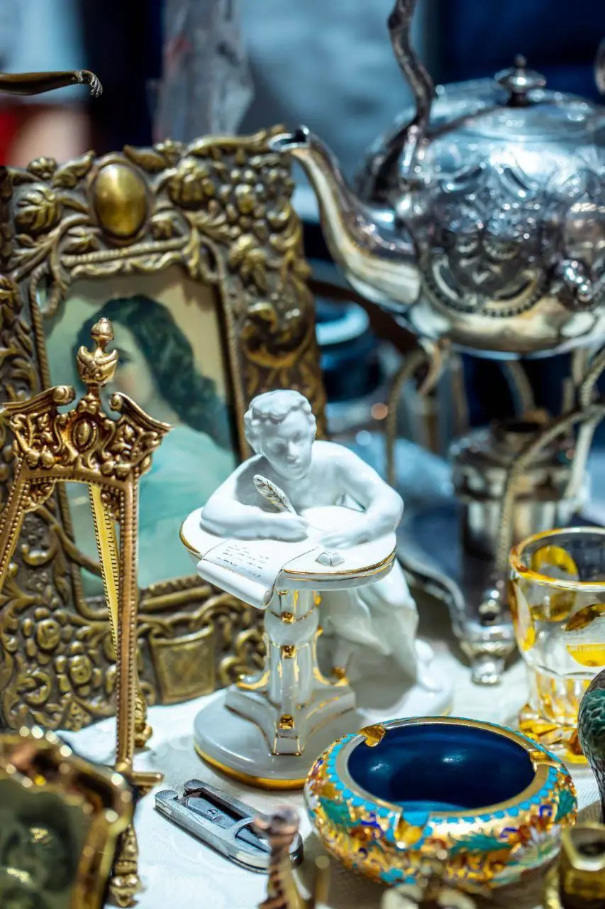 🛍️Фестиваль «Мосвинтаж»
14-16 ноября 12:00–21:00
На маркете старинных вещей вас ждет антиквариат, винтажная одежда, украшения, мебель и посуда | Сетка — социальная сеть от hh.ru