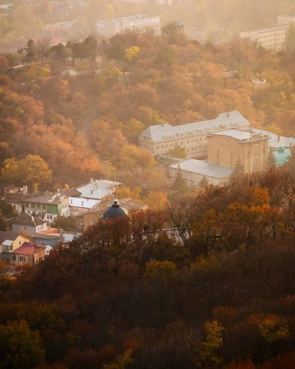 Осень на КМВ как отдельный вид искусства 🍁 | Сетка — социальная сеть от hh.ru