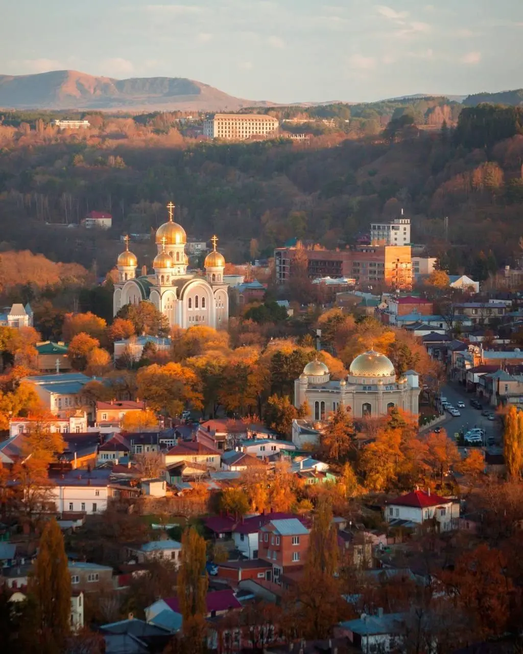 Осень на КМВ как отдельный вид искусства 🍁 | Сетка — социальная сеть от hh.ru