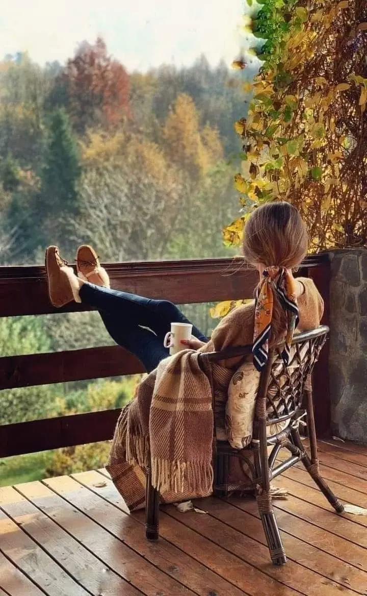 🧘Однажды у меня был трудный день.
Это было в декрете - тогда вообще было трудно: из‑за хронического недосыпа, капризов ребёнка и.т.д. Но сейчас не о сложностях декрета. 😊
Так вот . | Сетка — социальная сеть от hh.ru