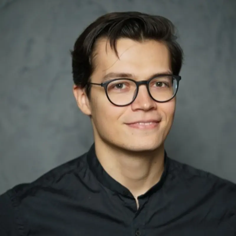 Антон Башмачников | Сетка — социальная сеть от hh.ru