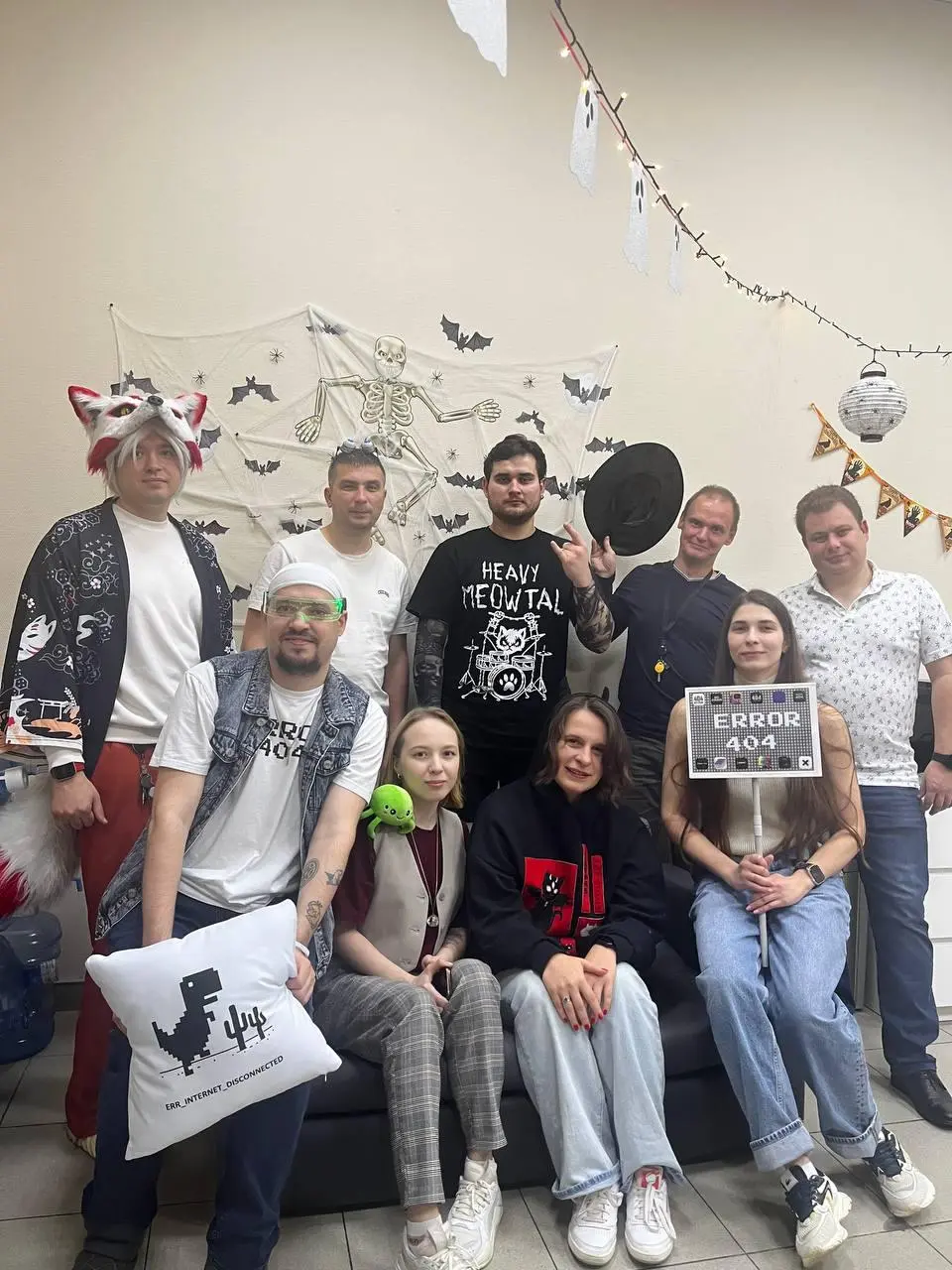 🕷 Хэллоуин в ГК «Юзтех»: страшно весело и по-доброму мистично
Мы не упускаем шанс повеселиться! В Хэллоуин офисы Москвы, Рязани, Ростова-на-Дону, Томска и Минска превратились в логова ведьм, вампиров ... | Сетка — социальная сеть от hh.ru