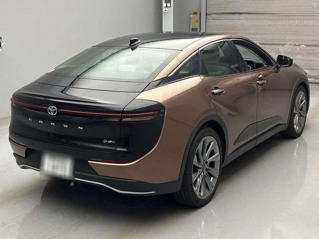 🚘Toyota Crown Crossover Z 4WD
✅ 2024 г.
✅ Пробег 3 760 км
⛽️⚡️Гибрид 2.5 (бензин + электро) — 266 л.с.
✍️ Аукцион: TAA Yokohama, оценка 5 из 5
📆Торги 08 | Сетка — социальная сеть от hh.ru