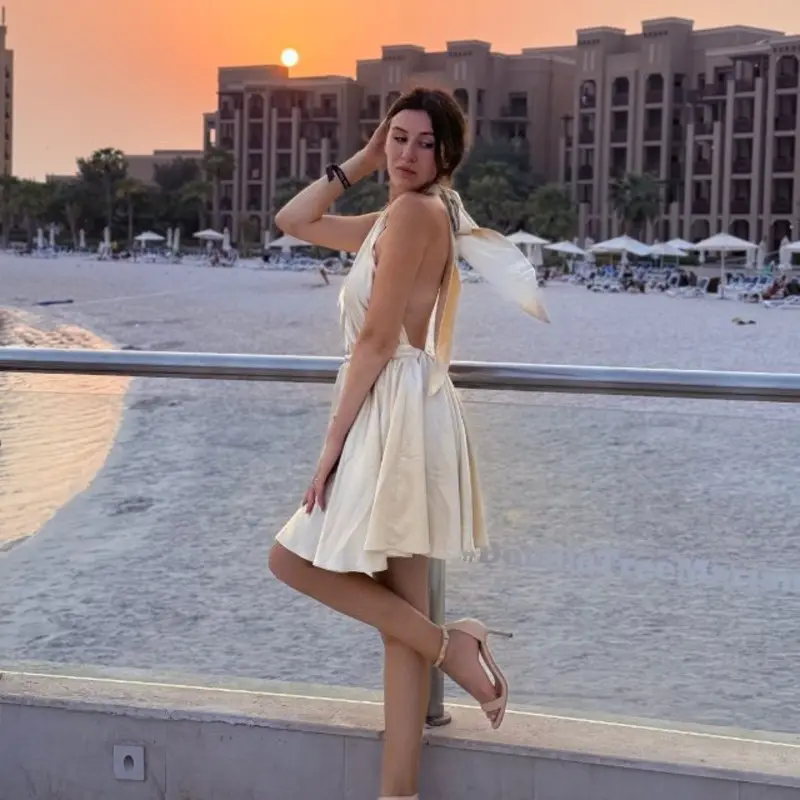 Елена Зазвонкина