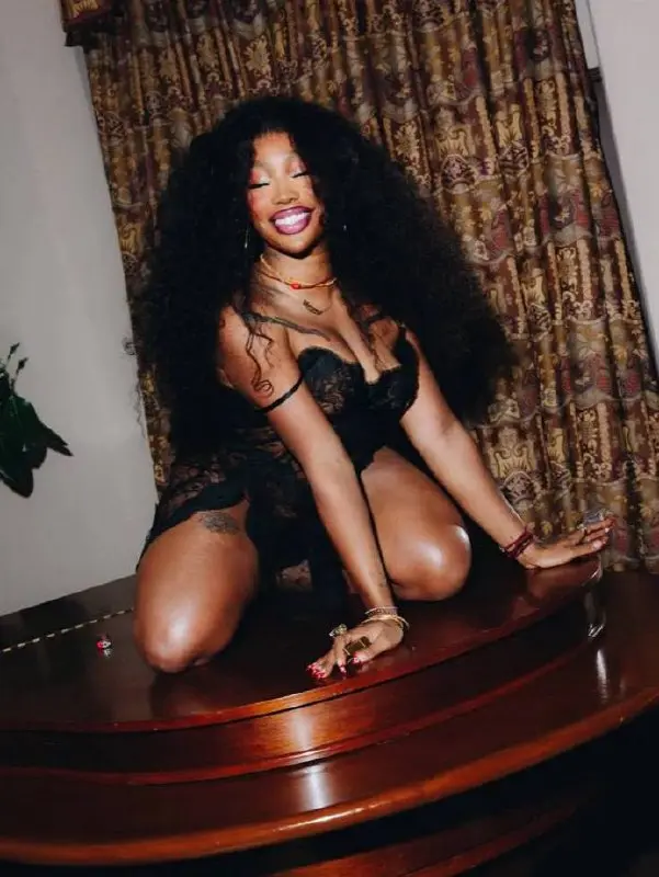 🚻 Сиза для нового выпуска журнала «GQ».
⭐️ WIRE. • #ФОТОКАРТОЧКА
В этом посте были ссылки, но мы их удалили по правилам Сетки | Сетка — социальная сеть от hh.ru