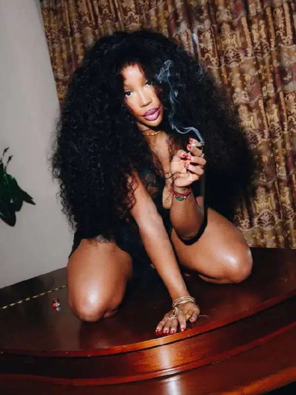 🚻 Сиза для нового выпуска журнала «GQ».
⭐️ WIRE. • #ФОТОКАРТОЧКА
В этом посте были ссылки, но мы их удалили по правилам Сетки | Сетка — социальная сеть от hh.ru