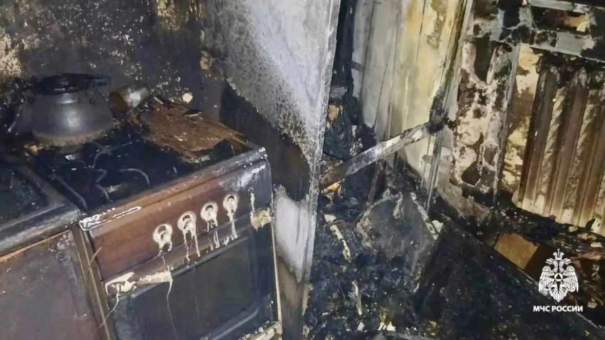 В Невинномысске загорелась квартира на улице Баумана
Пожар произошёл на кухне, площадь возгорания составила около восьми квадратных метров. Никто не пострадал | Сетка — социальная сеть от hh.ru