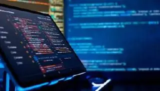 🦠 В VS Code нашли ИИ-шифровальщик
В Marketplace для Visual Studio Code обнаружили вредоносное расширение susvsex с функциями шифровальщика | Сетка — социальная сеть от hh.ru