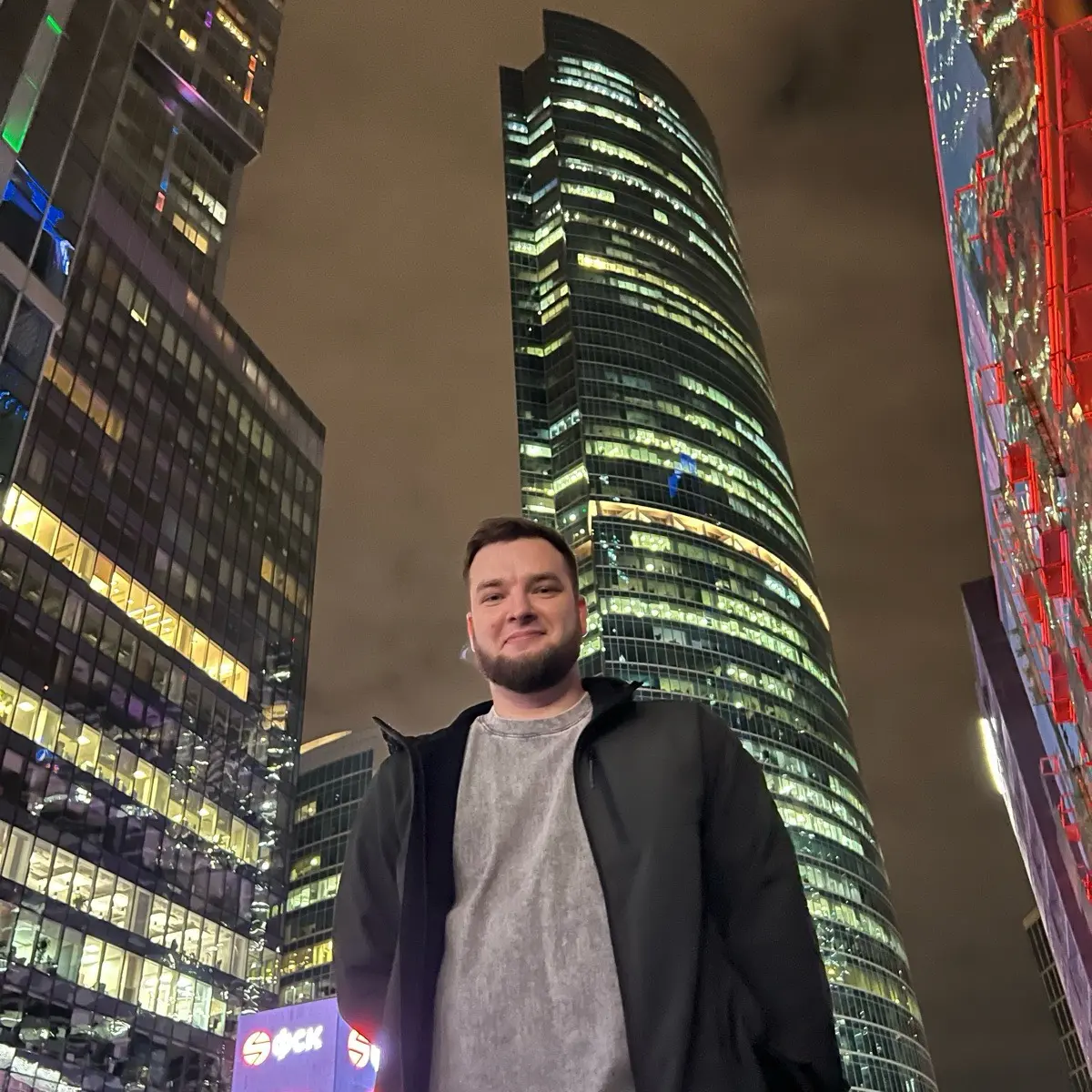 Александр Коваленко