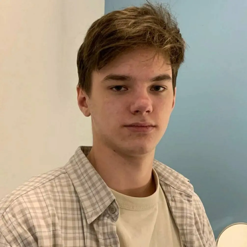 Вячеслав Ушаков