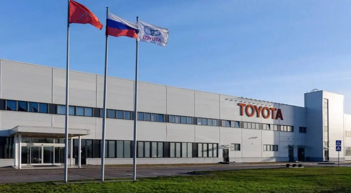 ❤️ Перезапуск бывшего российского завода Toyota: известны сроки и объёмы производства
Производственная площадка в Санкт-Петербурге вернётся к работе в 2026 году | Сетка — социальная сеть от hh.ru