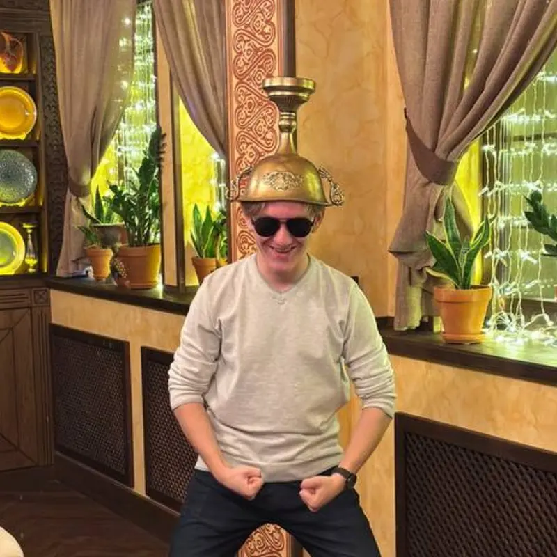 Konstantin Bogatyrev | Сетка — социальная сеть от hh.ru