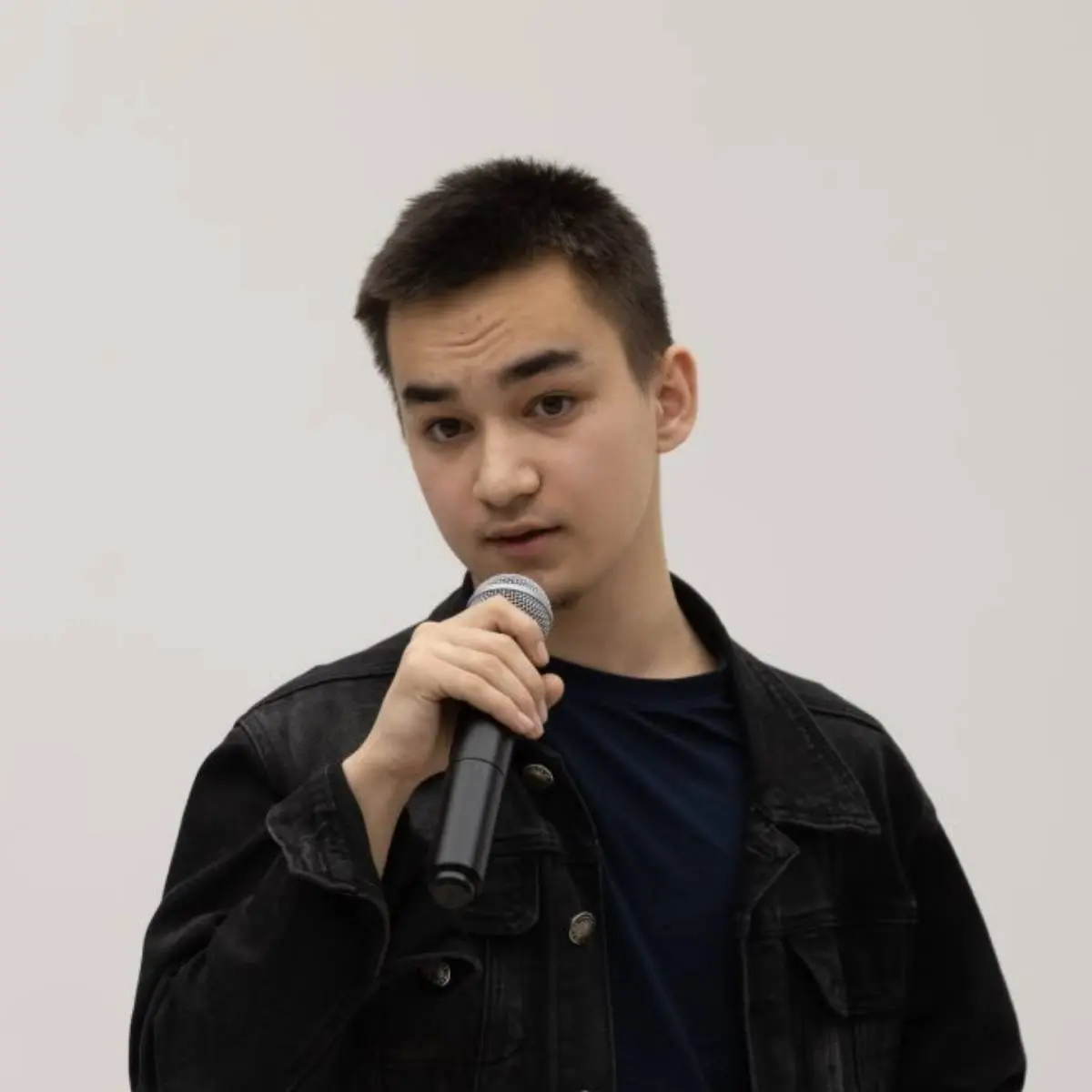 Джамшед Акрамов