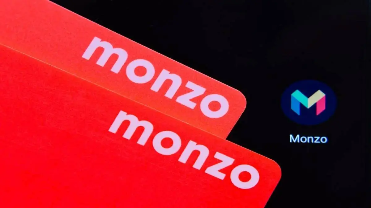 🌍 Рецепт №4
Как стартап Monzo перевернул банкинг, превратив клиентов в продактов
Когда твои пользователи чувствуют себя хозяевами продукта — они сами строят твой бизнес.
А не отказываются от него | Сетка — социальная сеть от hh.ru