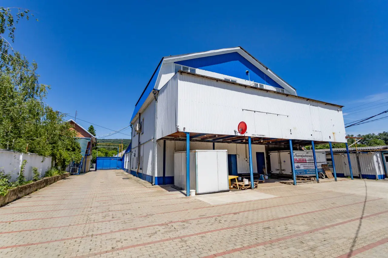 🏭 СДАЁТСЯ в аренду 2 и 3 этажи пищевого цеха (всего 470 м²) в Апшеронске!📍 Краснодарский край — готовый бизнес без вложений в недвижимость
💡 Что есть:2 и 3 этажи свободны (общая площадь каждого этажа ... | Сетка — социальная сеть от hh.ru
