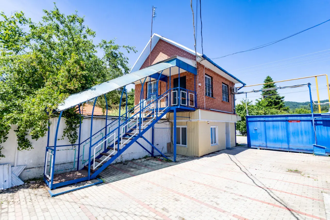 🏭 СДАЁТСЯ в аренду 2 и 3 этажи пищевого цеха (всего 470 м²) в Апшеронске!📍 Краснодарский край — готовый бизнес без вложений в недвижимость
💡 Что есть:2 и 3 этажи свободны (общая площадь каждого этажа ... | Сетка — социальная сеть от hh.ru