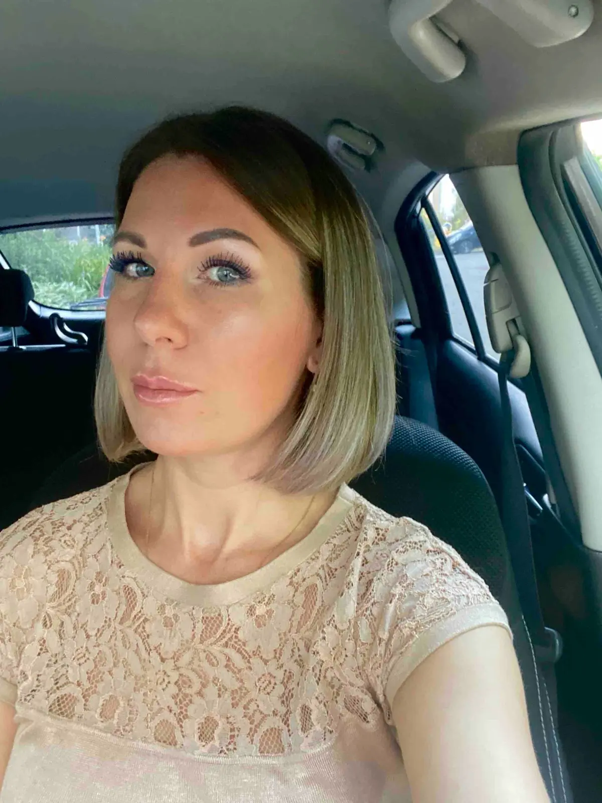 Oxana Bryzgalova | Сетка — социальная сеть от hh.ru