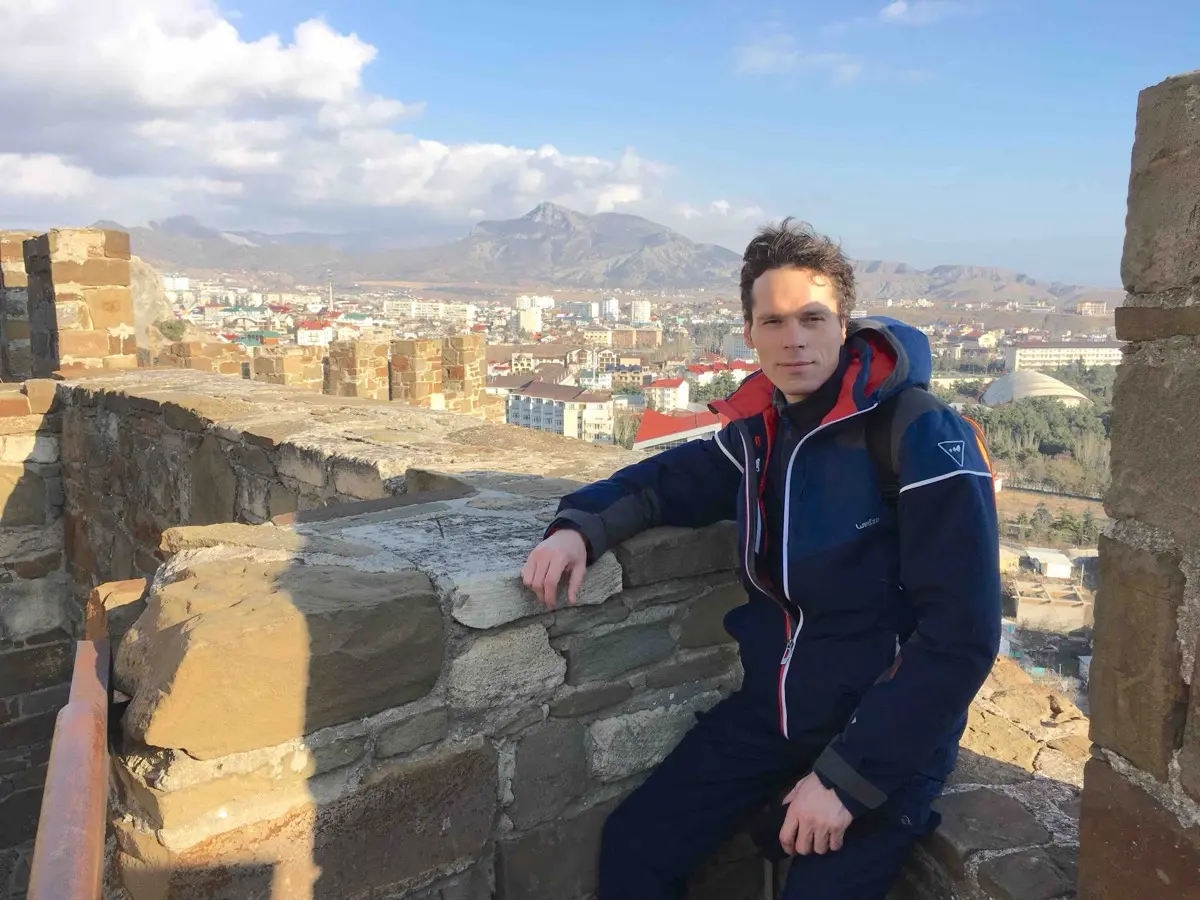 Андрей Максутов