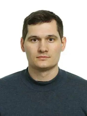 Сергей Комаров
