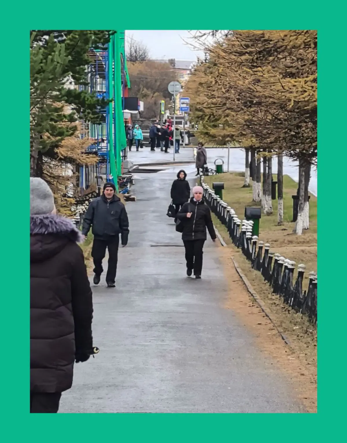 Прошлогодний променад / Last year promenade | Сетка — социальная сеть от hh.ru