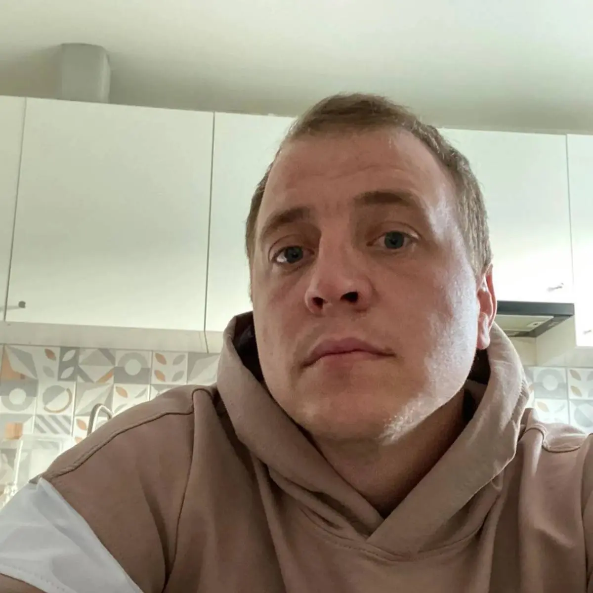 Роман Редов