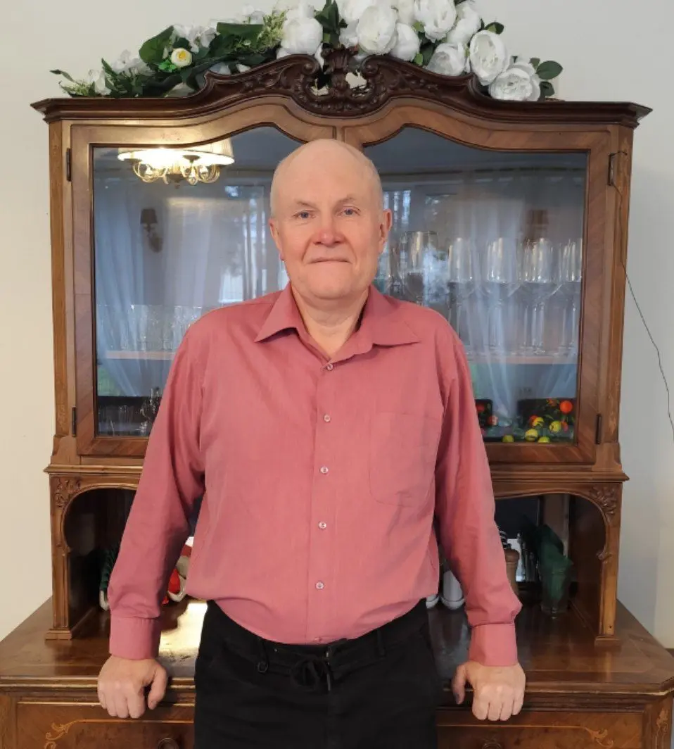 Это изменить невозможно.   
Ты говоришь это, когда: 
— работа не даёт сил, 
— парень ушёл, 
— ты опять одна, 
— денег не хватает, 
— всё вокруг кажется пустым, 
— ты больше не веришь, что будет лучше | Сетка — социальная сеть от hh.ru